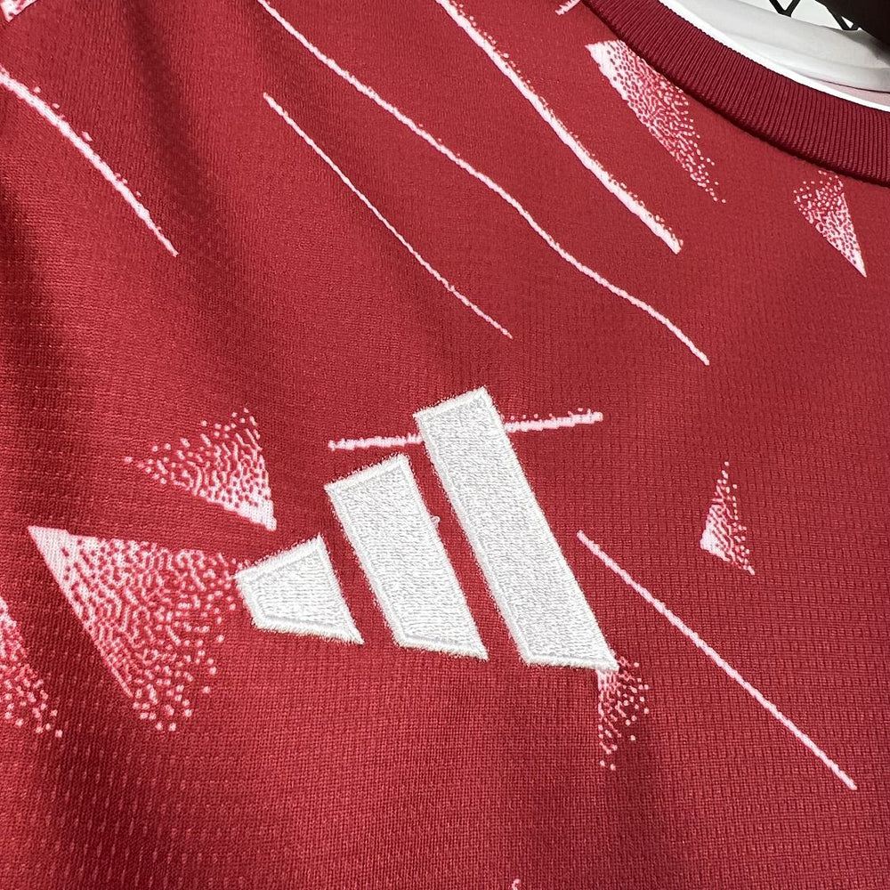 Liverpool Home 2026-27 Stadium Kit