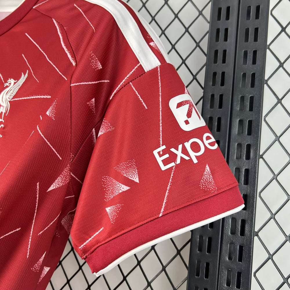 Liverpool Home 2026-27 Stadium Kit